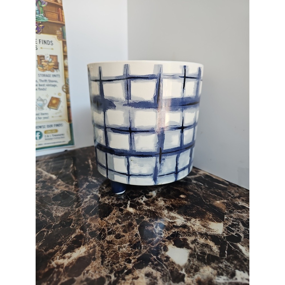 Decorative Ceramic Pottery Planter Pot Blue & White Tie-Dye Geometric Design